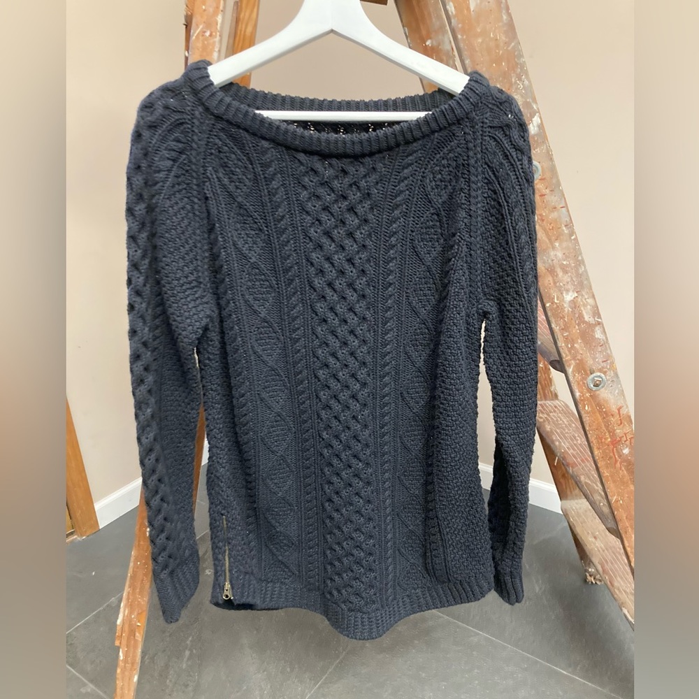 LL Bean Signature - Black Fisherman’s Tunic Sweater - Women’s Medium - like new